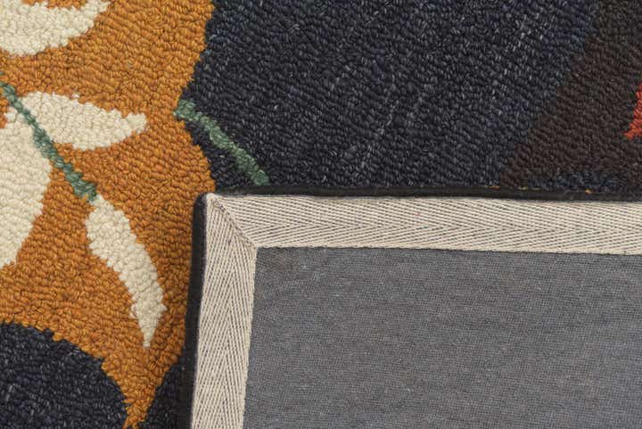 5' x 8' Agra Wool Rug