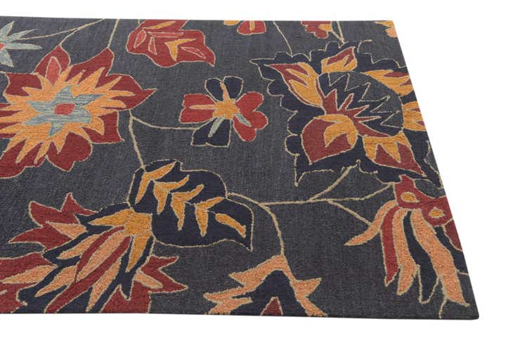 5' x 8' Agra Wool Rug