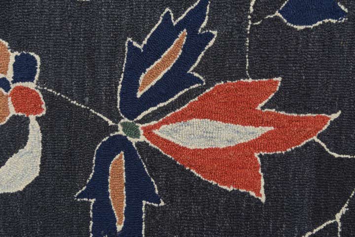 5' x 8' Agra Wool Rug