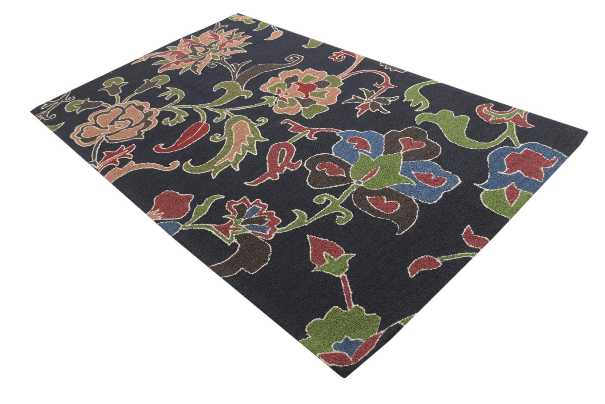 5' 1 x 8' Agra Wool Rug
