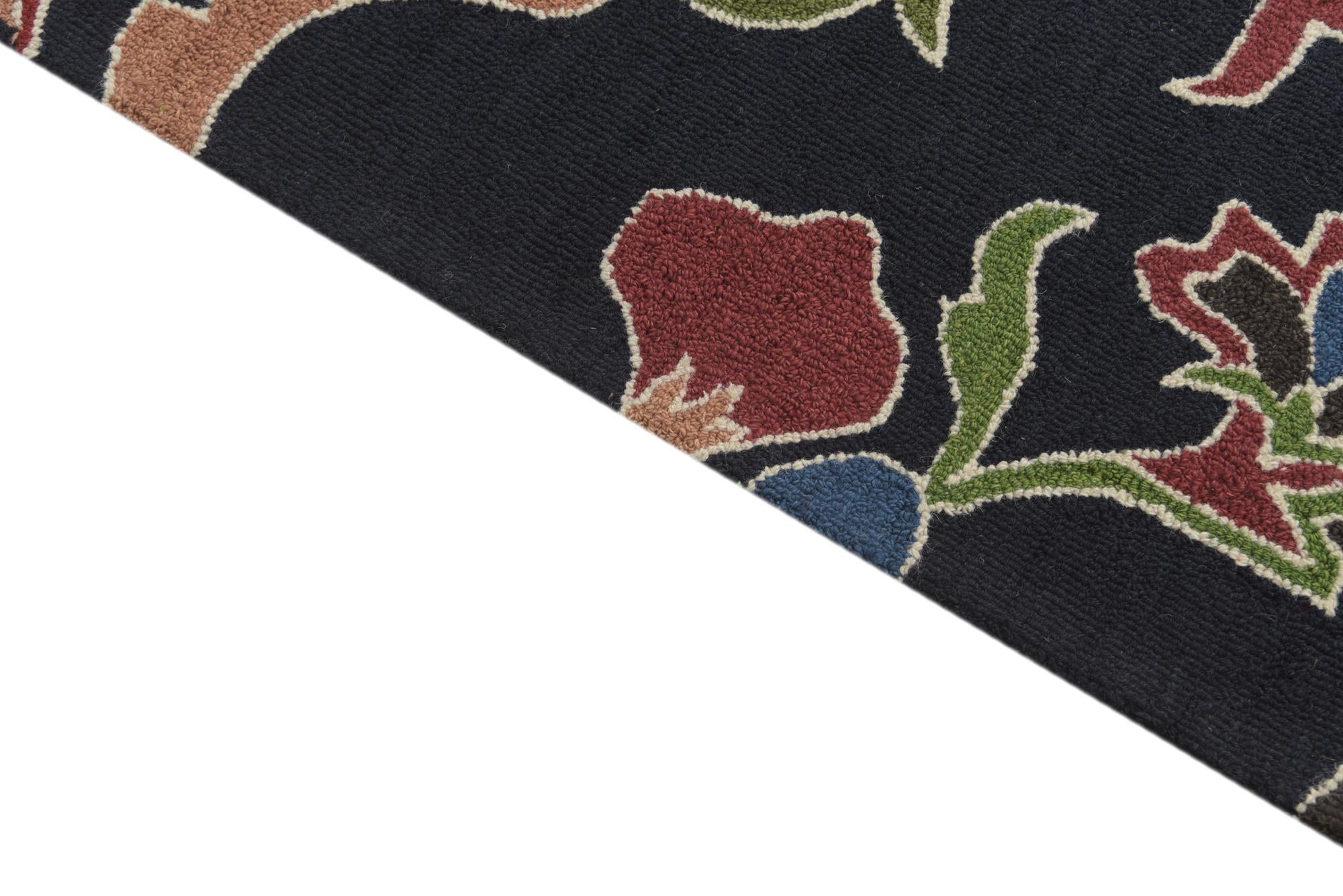 5' 1 x 8' Agra Wool Rug
