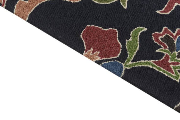 Detail image of 5' 1 x 8' Agra Wool Rug