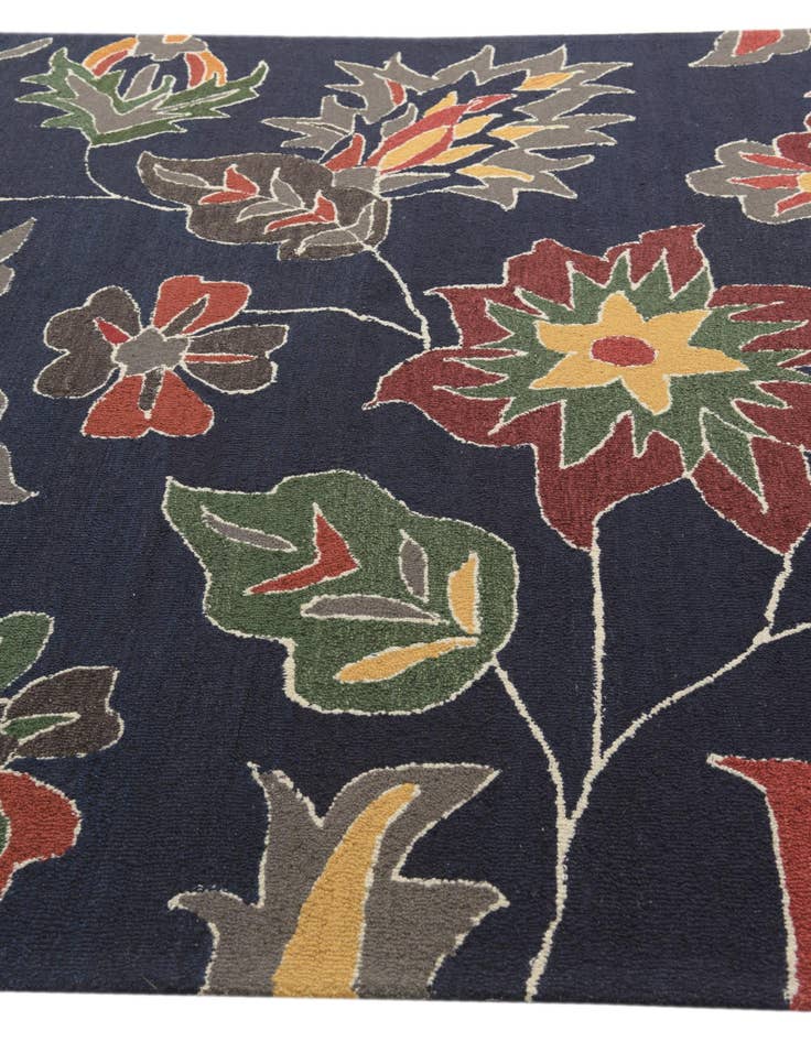 Detail image of 8' x 10' Agra Wool Rug