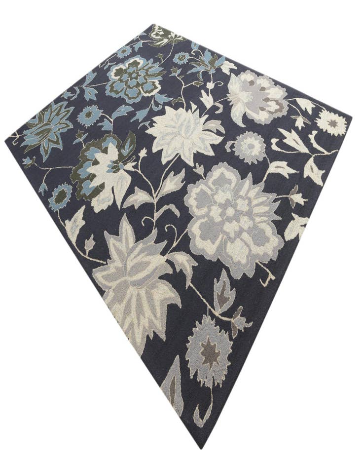 Detail image of 8' x 10' Agra Wool Rug