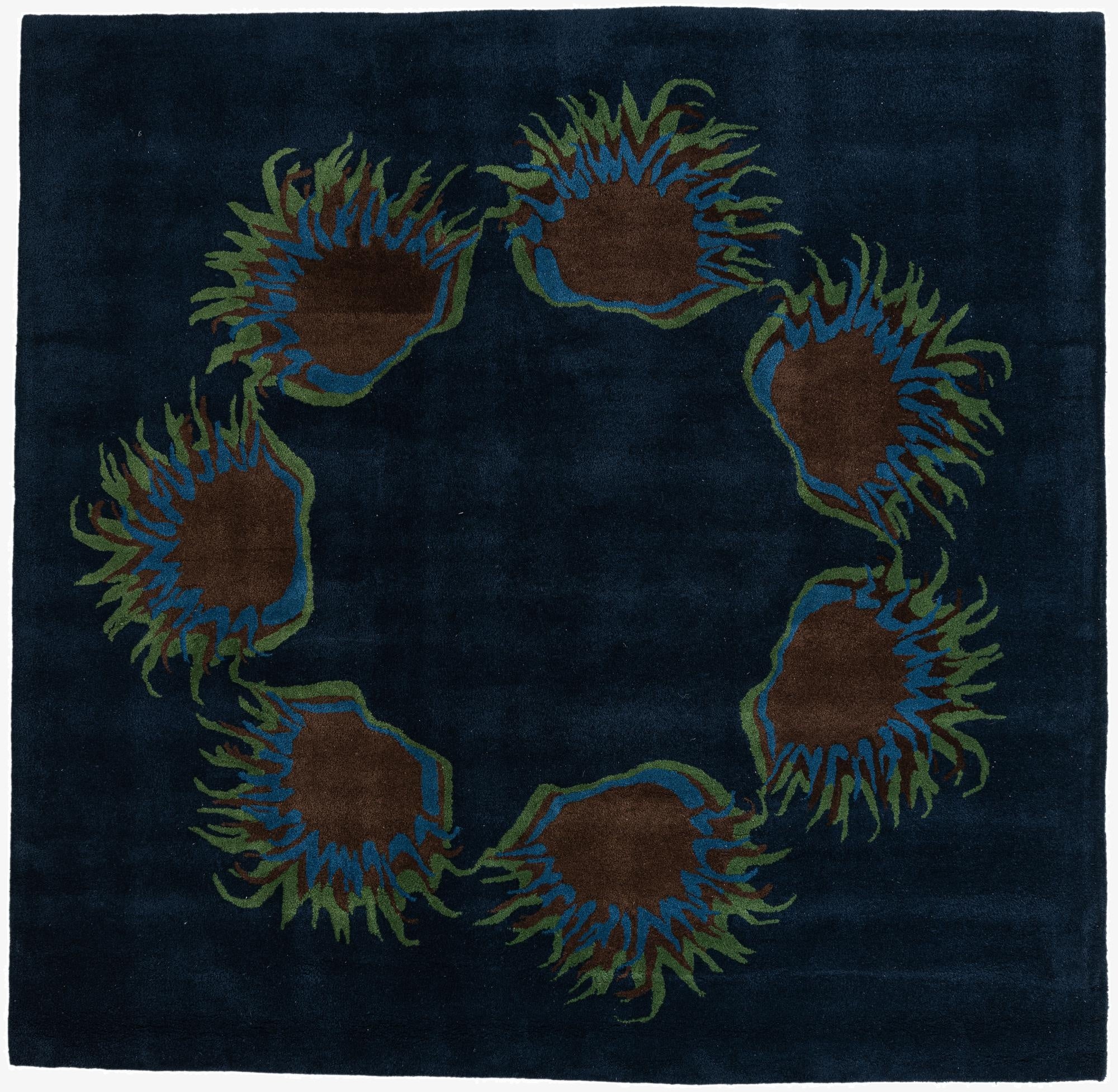 7' 5 x 7' 8 Agra Rug