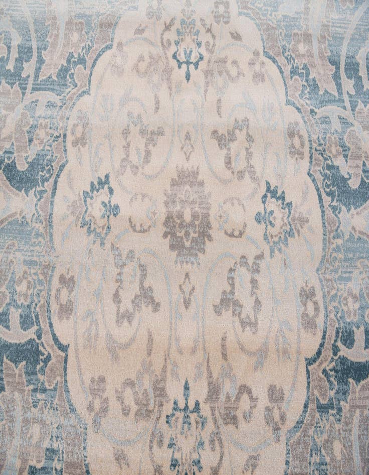 Detail image of 4' 10 x 8' Alexis Rug