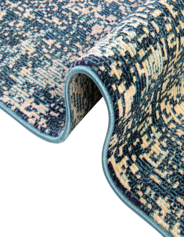 Detail image of 9' x 12' Amulet Rug