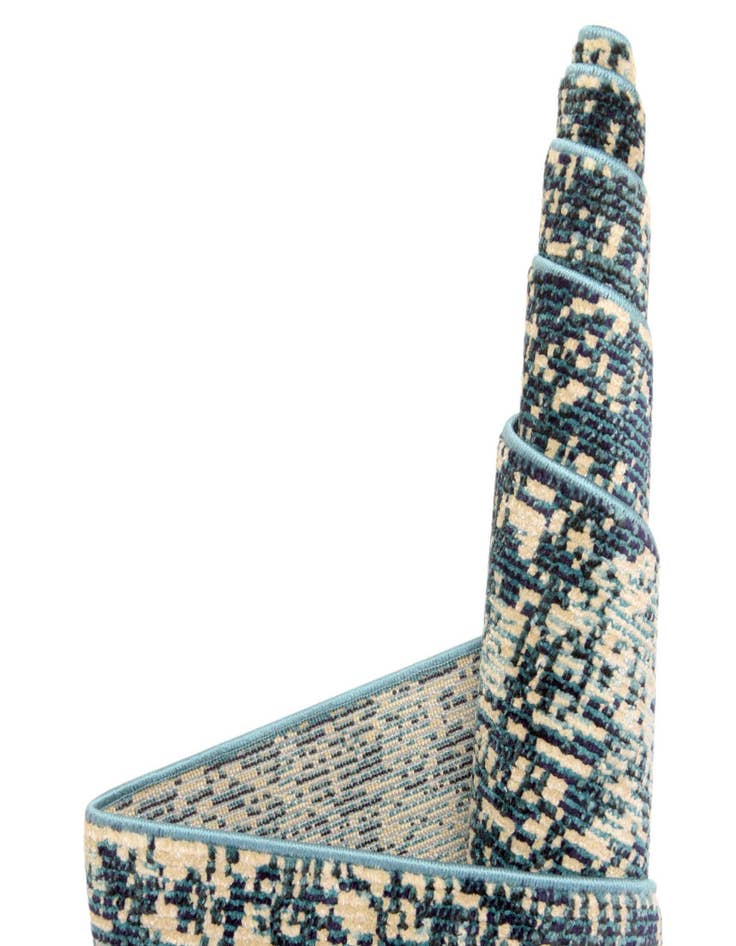 Detail image of 9' x 12' Amulet Rug