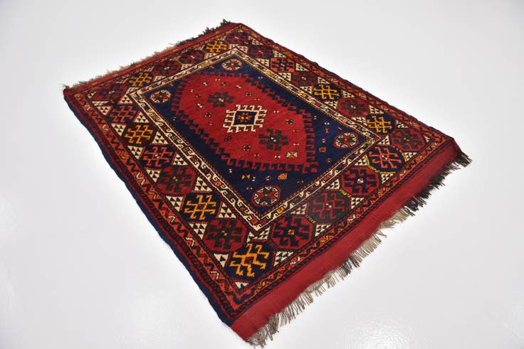 Detail image of 4' 6 x 5' 10 Hand Knotted Anatolian Wool Rug
