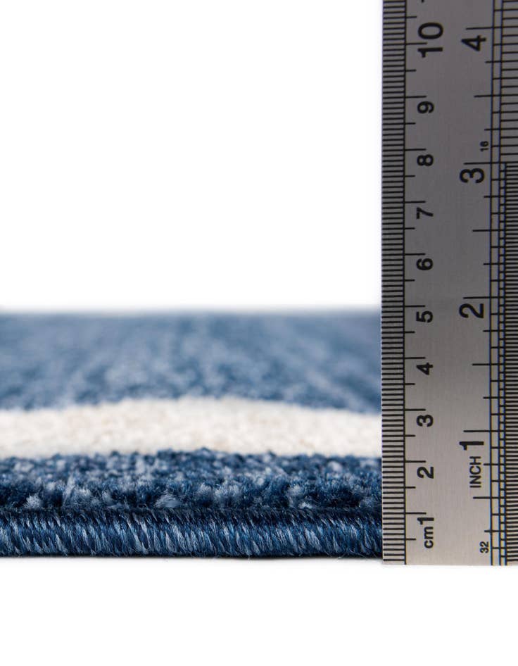 Detail image of 2' x 3' Angelica Rug