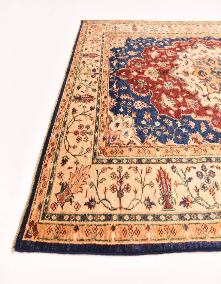 Detail image of 5' 9 x 7' 7 Hand Knotted Ariana Ziegler Rug