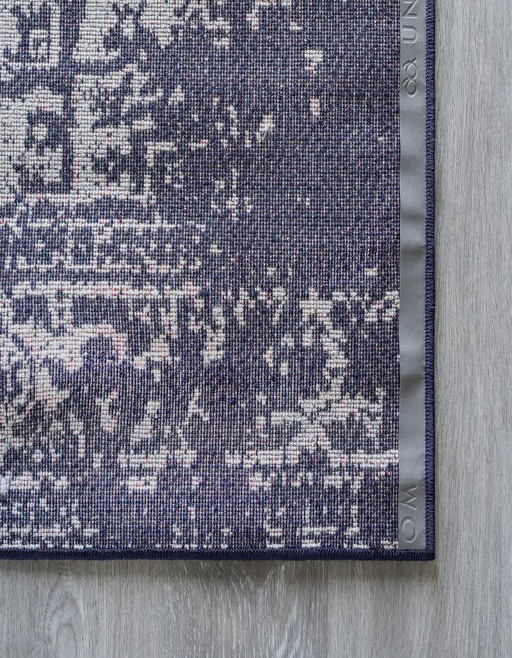Detail image of 3' x 5' 3 Arlington Rug