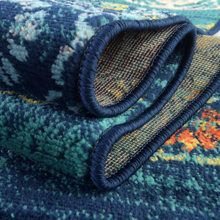 Detail image of 7' 10 x 10' Azalea Rug