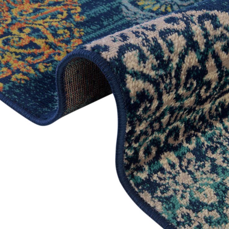 Detail image of 7' 10 x 10' Azalea Rug