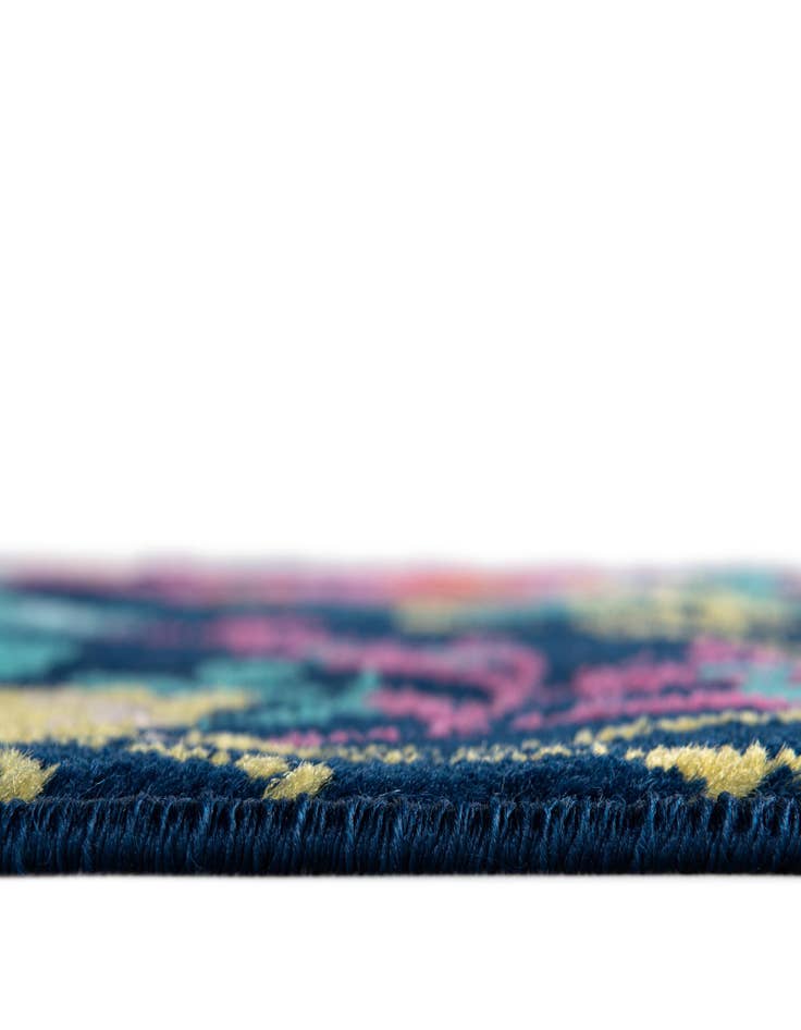 Detail image of 7' 10 x 10' Azalea Rug