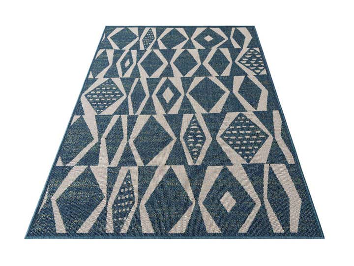 5' 2 x 7' 7 Easy-Clean Baja Indoor / Outdoor Rug