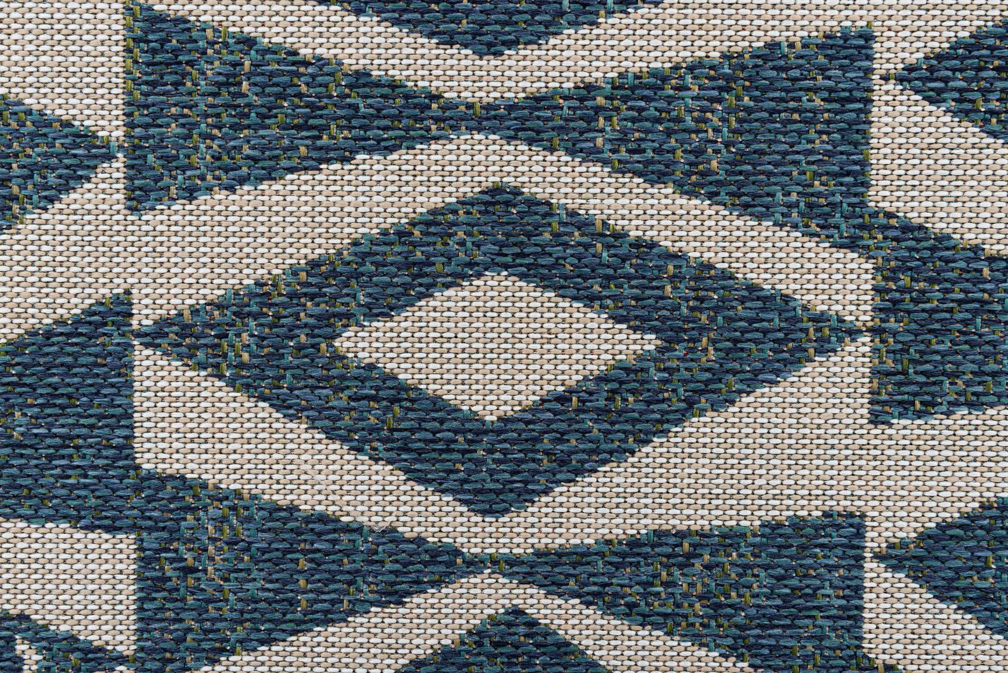 5' 2 x 7' 7 Easy-Clean Baja Indoor / Outdoor Rug