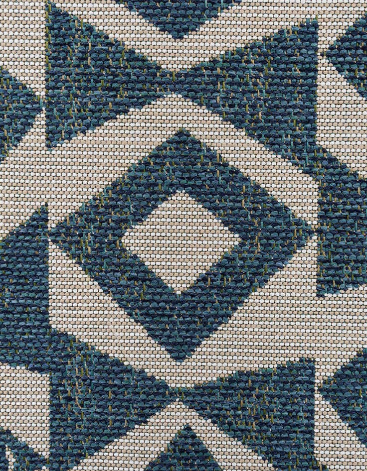 Detail image of 5' 2 x 7' 7 Easy-Clean Baja Indoor / Outdoor Rug