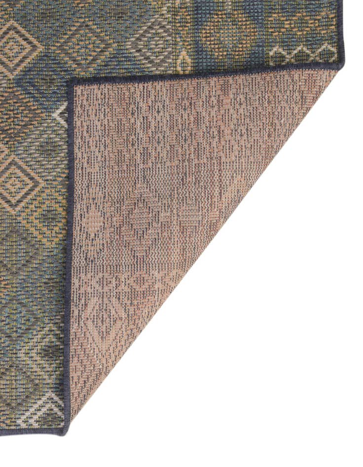 Detail image of 7' 10 x 10' Easy-Clean Baja Indoor / Outdoor Rug