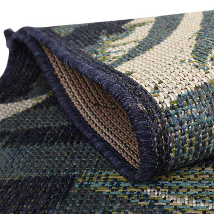 Detail image of 4' x 6' Easy-Clean Baja Indoor / Outdoor Rug