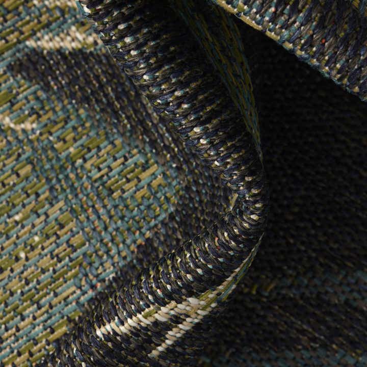 7' 10 x 10' Easy-Clean Baja Indoor / Outdoor Rug