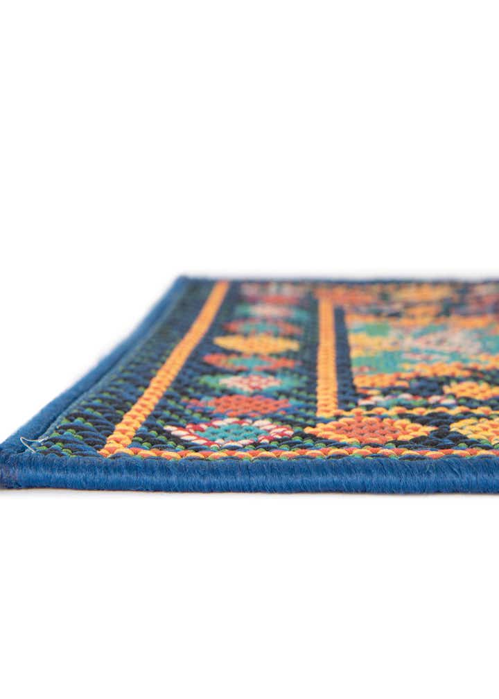 4' 1 x 6' 1 Easy-Clean Baja Indoor / Outdoor Rug
