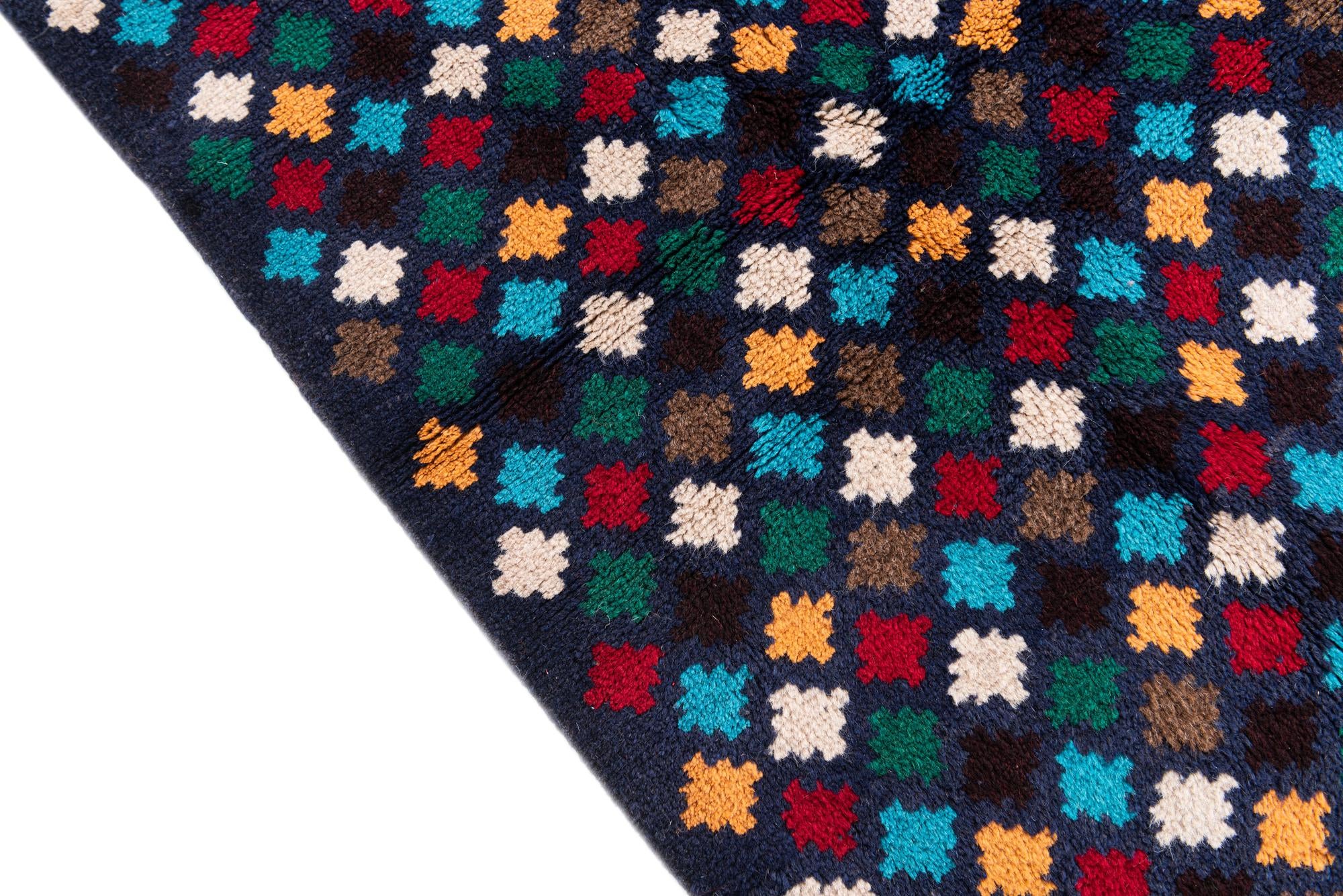 4' 1 x 6' Hand Knotted Balouch Wool Rug