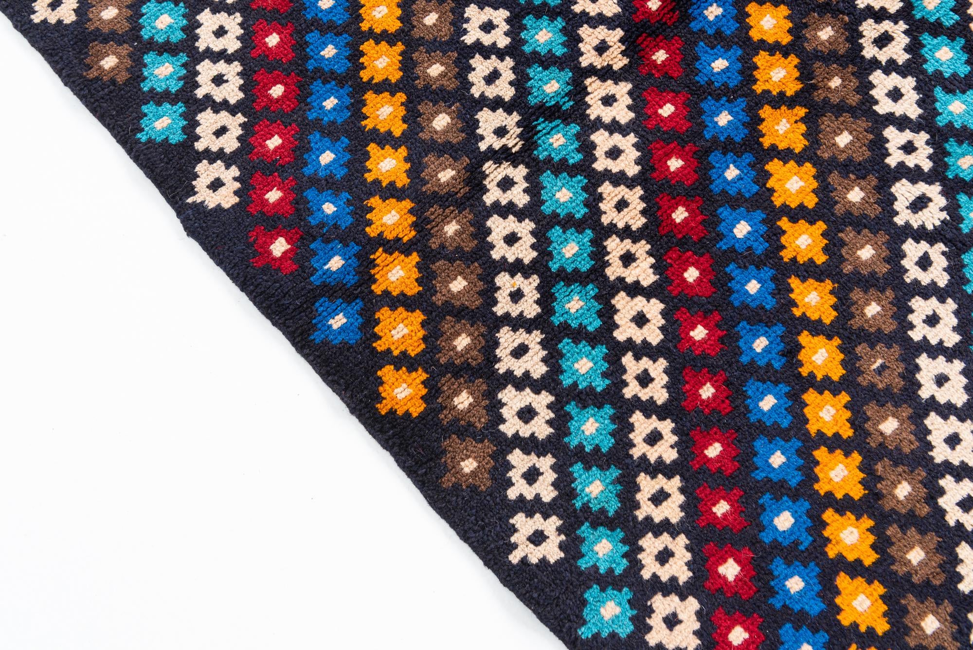 4' x 6' Hand Knotted Balouch Wool Rug