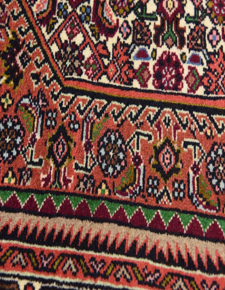 Detail image of 2' 4 x 3' 7 Hand Knotted Bidjar Persian Wool Rug