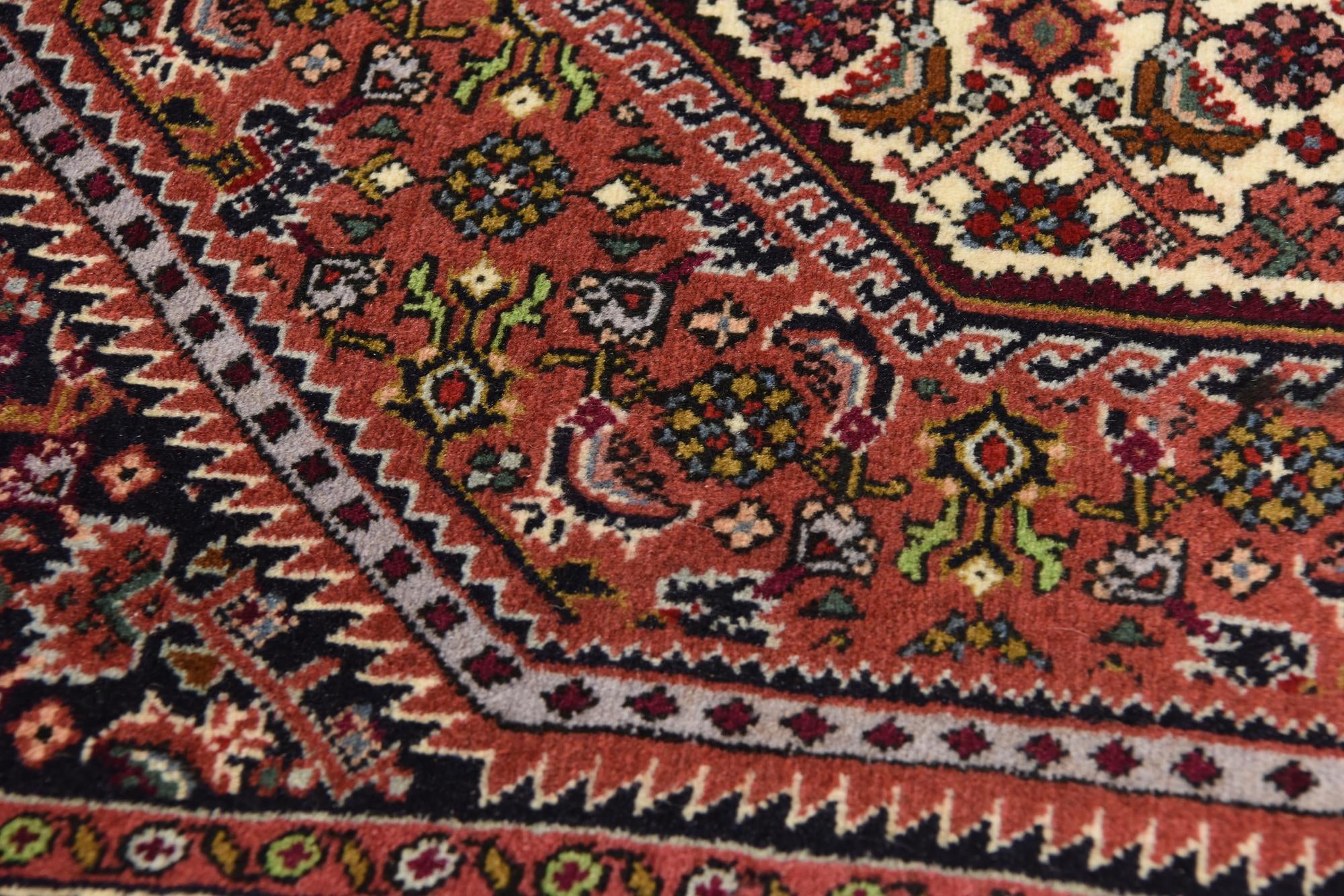 2' 6 x 3' 6 Hand Knotted Bidjar Persian Wool Rug