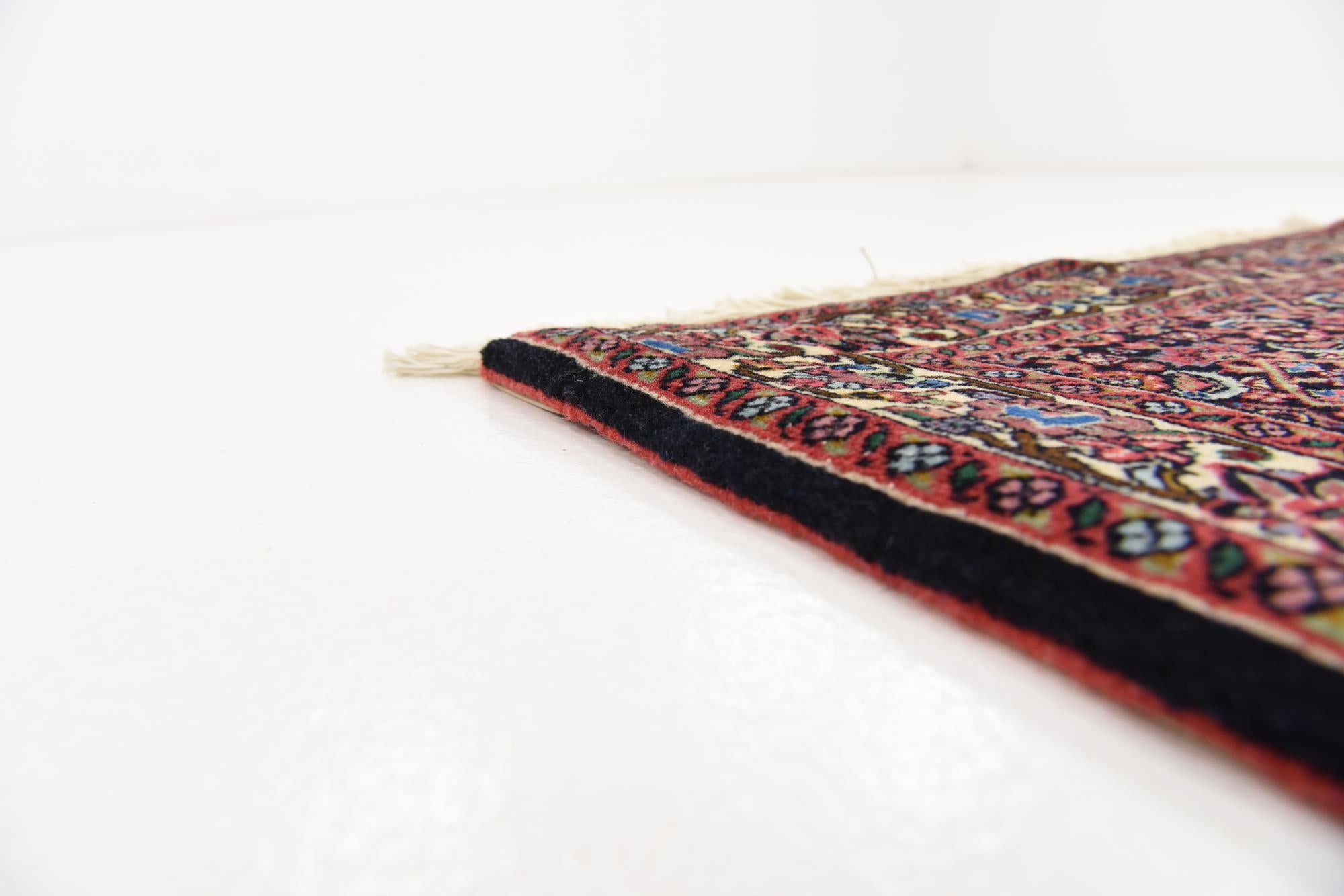 2' 4 x 3' 8 Hand Knotted Bidjar Persian Wool Rug