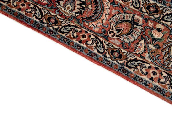 9' 10 x 9' 10 Hand Knotted Bidjar Persian Rug