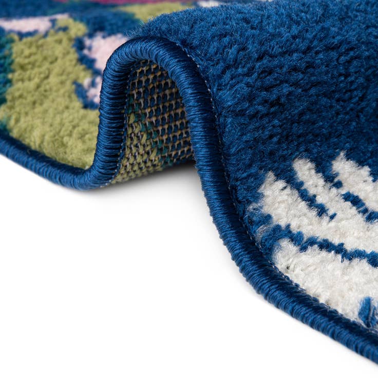 Detail image of 9' x 12' Bloom Rug