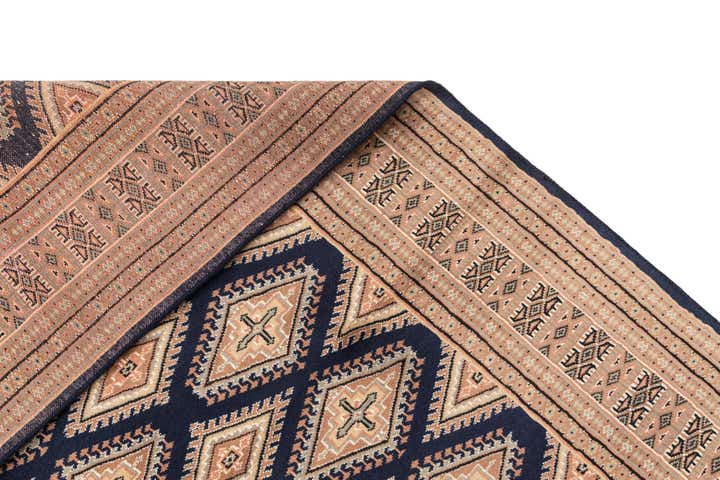 5' 6 x 7' 8 Hand Knotted Bokhara Oriental Wool Rug