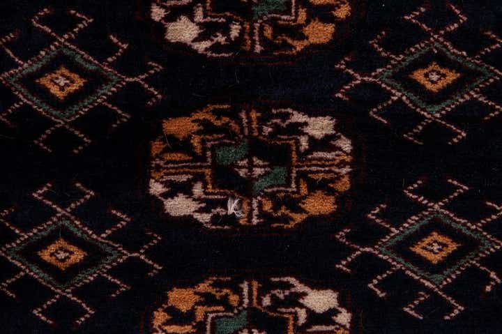 4' 4 x 6' 4 Hand Knotted Bokhara Oriental Wool Rug