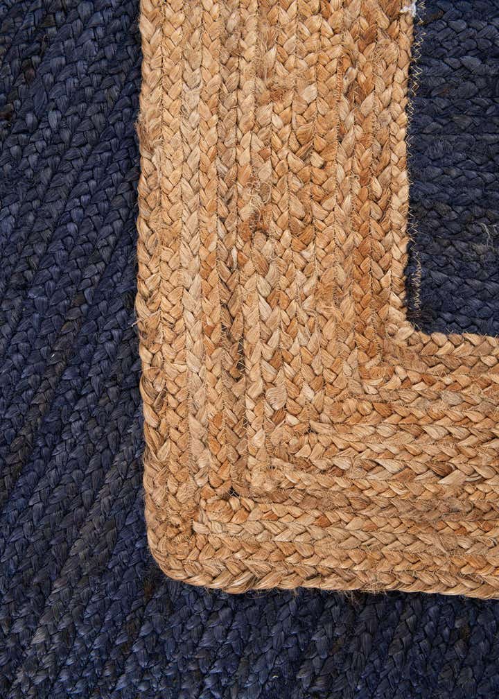8' 1 x 10' Handmade Braided Jute Rug
