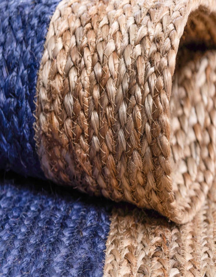 Detail image of 5' 1 x 8'  Hand Braided Jute Rug