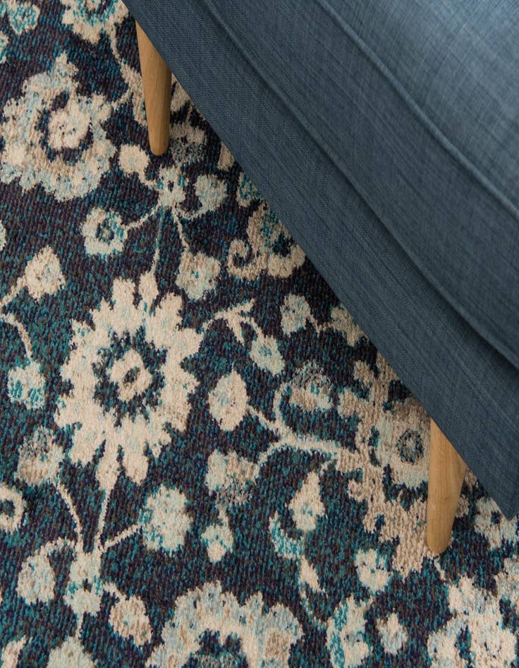 Detail image of 3' x 5' 3 Carrington Rug