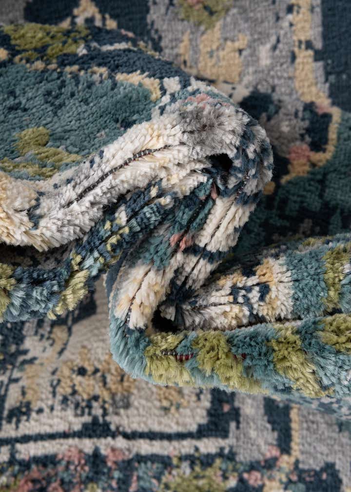 5' x 8' Charleston Rug