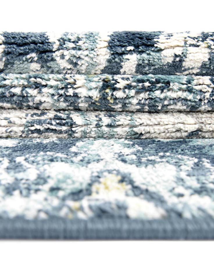 Detail image of 9' x 12' Charleston Rug