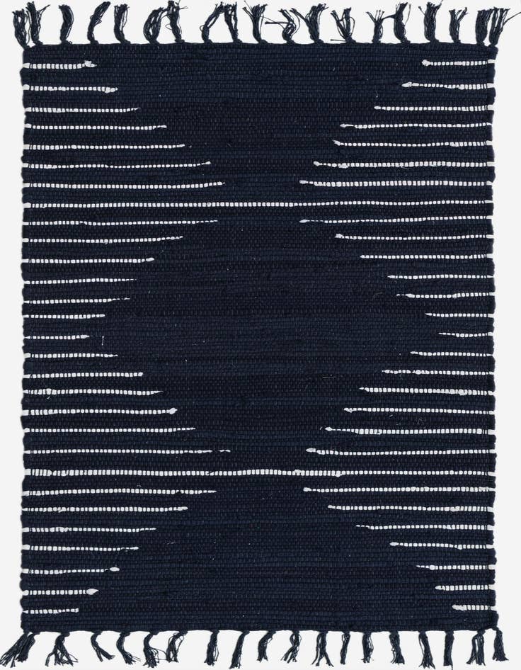 Detail image of 2' x 3' 1 Hand Woven Chindi Cotton Rug
