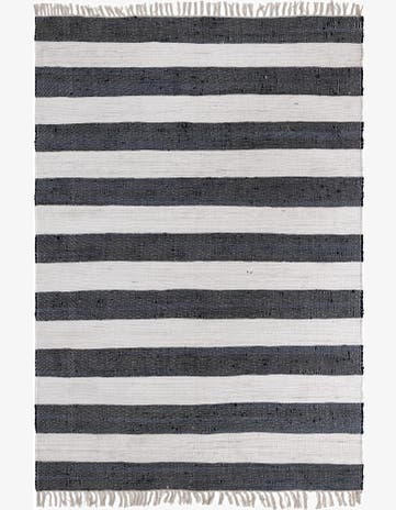 7' 1 x 10' Hand Woven Chindi Rag Rug