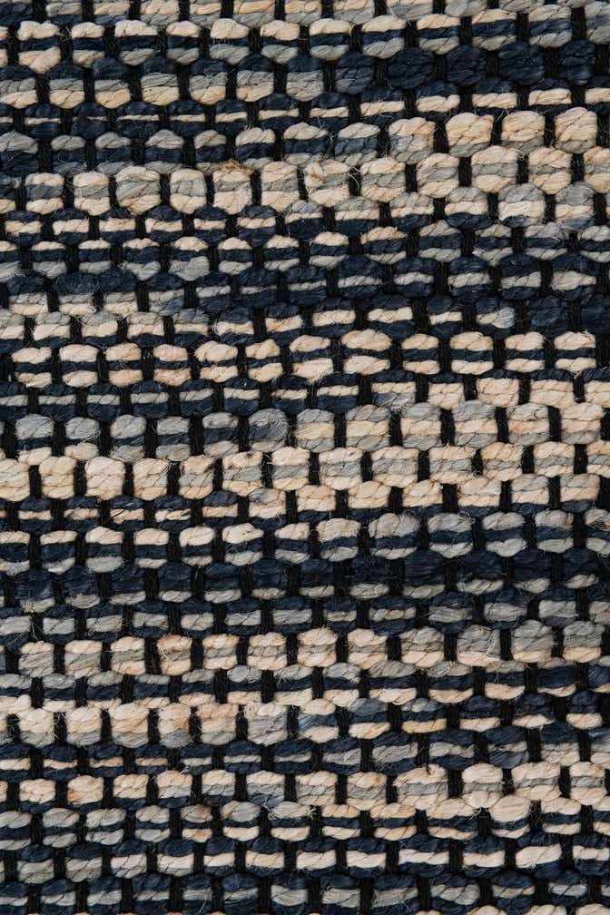 2' 3 x 4' Hand Woven Chunky Jute Rug