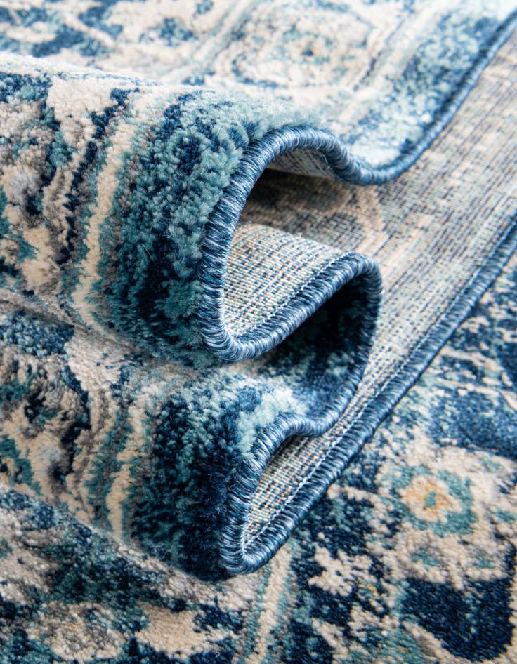 Detail image of 8' x 11' 4 Dahlia Rug