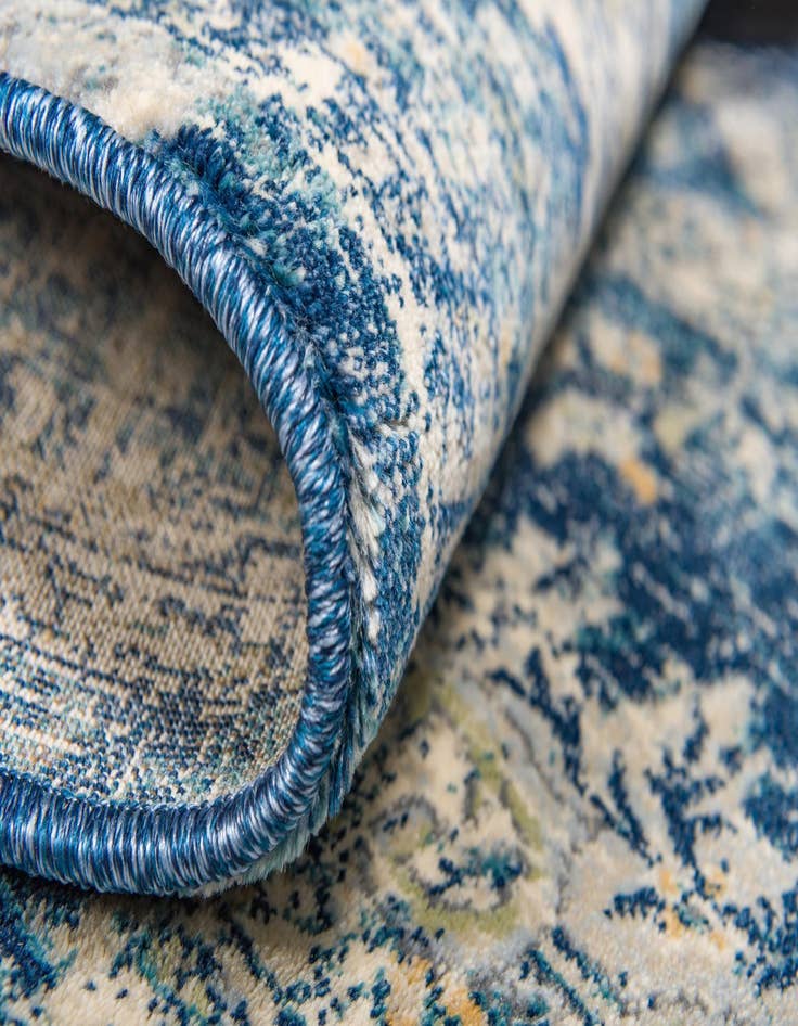 Detail image of 5' x 8' Dahlia Rug