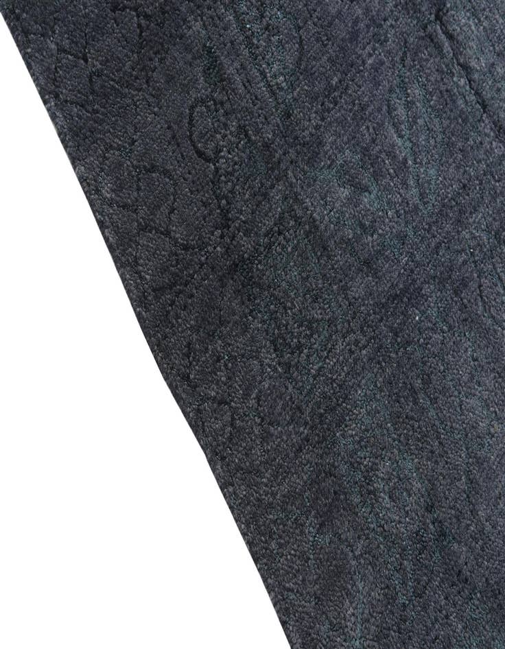 Detail image of 7' 10 x 10'  Hand Knotted Darya Rug