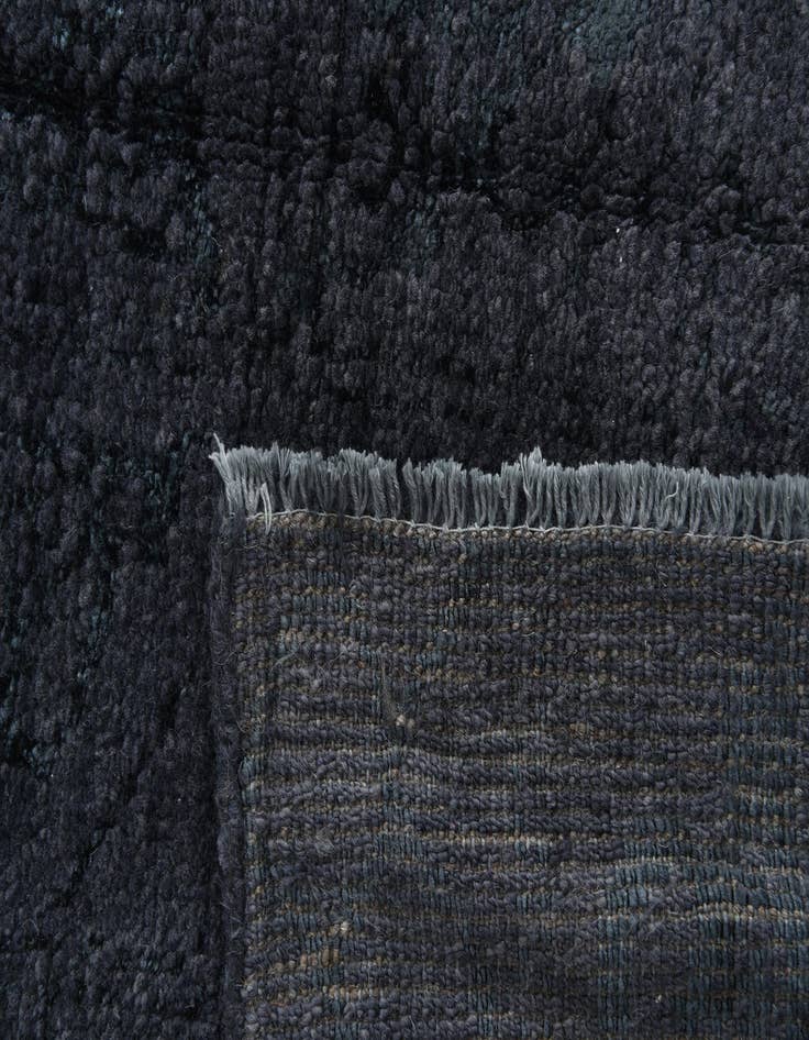 Detail image of 7' 10 x 10'  Hand Knotted Darya Rug