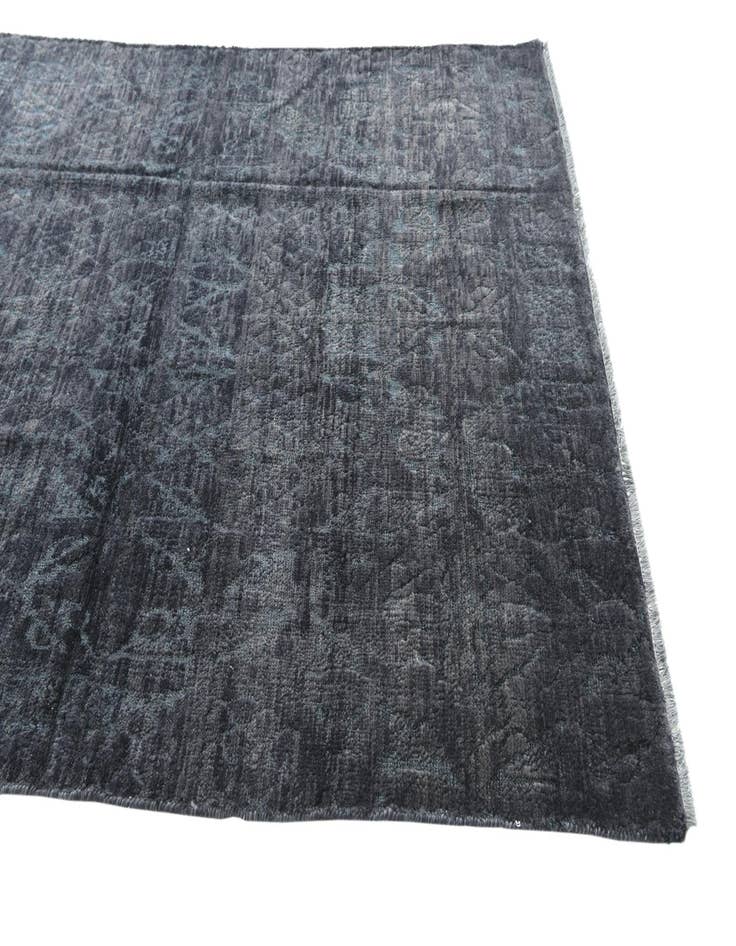 Detail image of 5' 3 x 8' 10 Hand Knotted Darya Rug