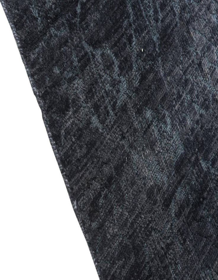 Detail image of 5' 3 x 8' 10  Hand Knotted Darya Rug