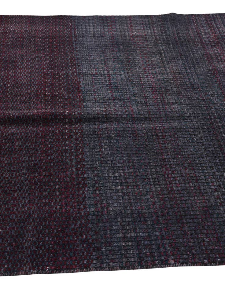 Detail image of 5' x 7'  Hand Knotted Darya Wool Rug